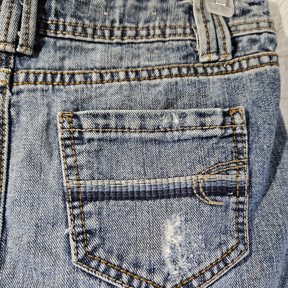 SO Distressed Denim Pocket Miniskirt - Picture 8 of 12